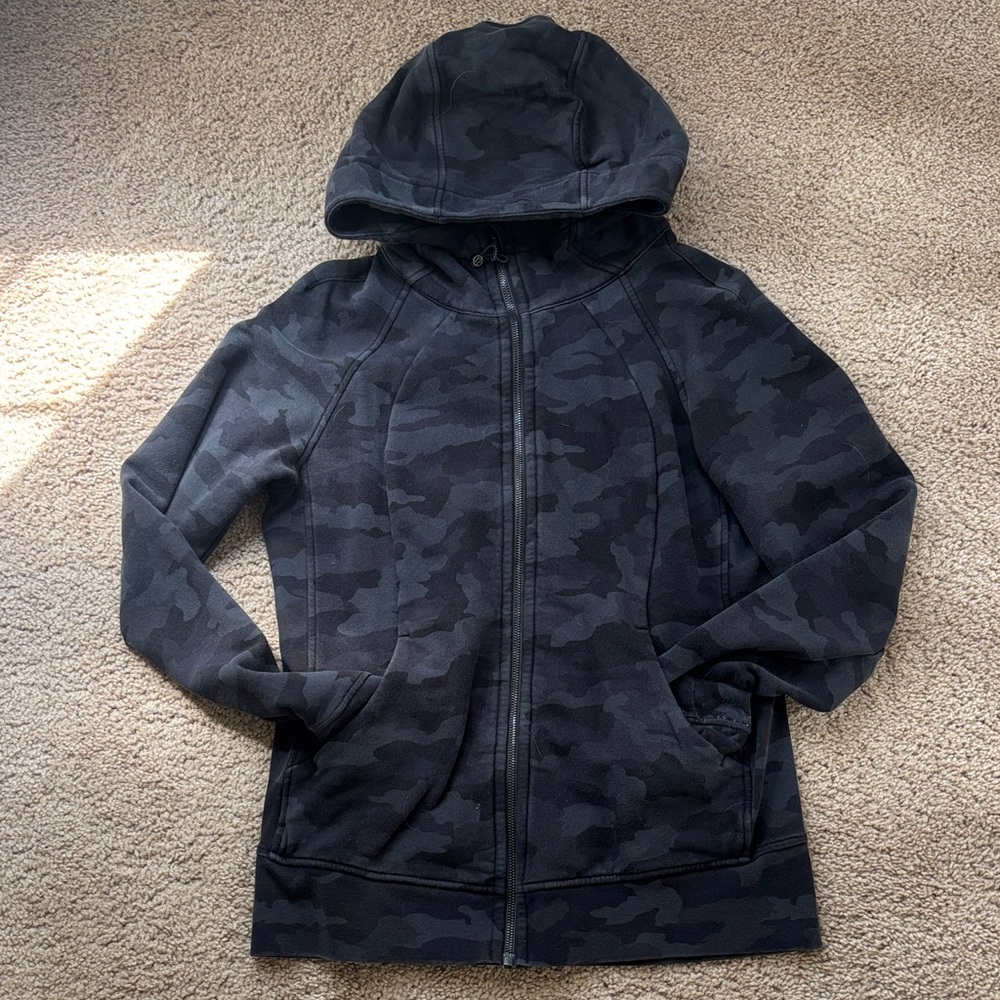 Lululemon Scuba Black Camo Zip-Up Hoodie
